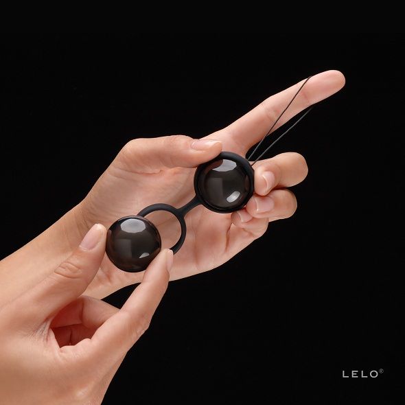 LELO Luna Beads Noir – елегантни Кегел топчета за упражнения
