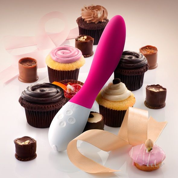 LELO Mona 2 – водоустойчив вибратор с ергономичен дизайн